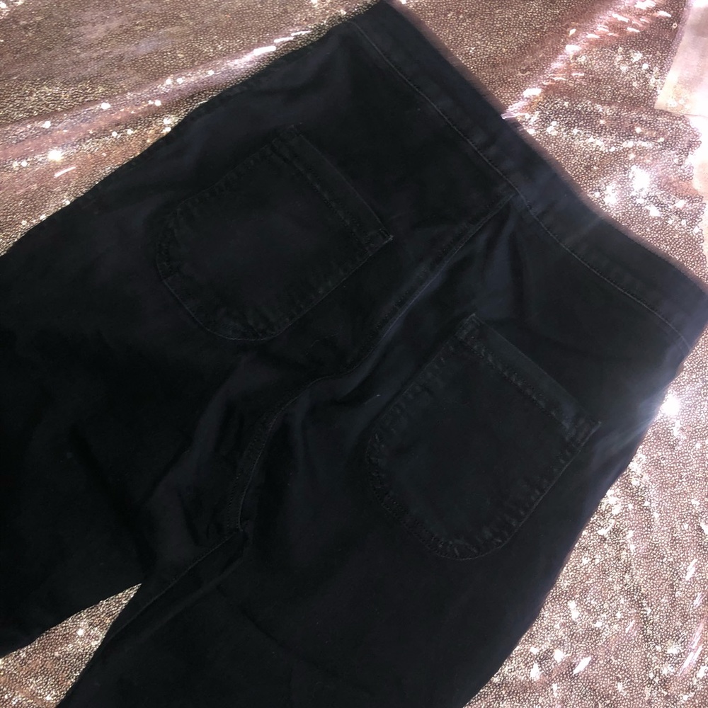 Black high waisted jeans